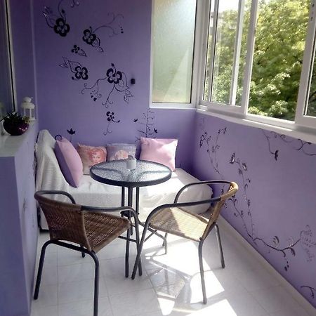 Nana'S Apartment Warna Exterior foto
