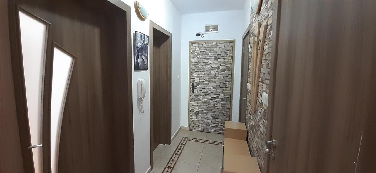 Nana'S Apartment Warna Exterior foto