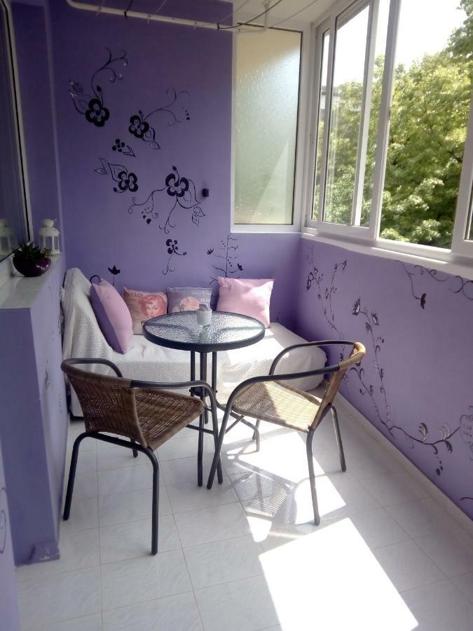 Nana'S Apartment Warna Exterior foto